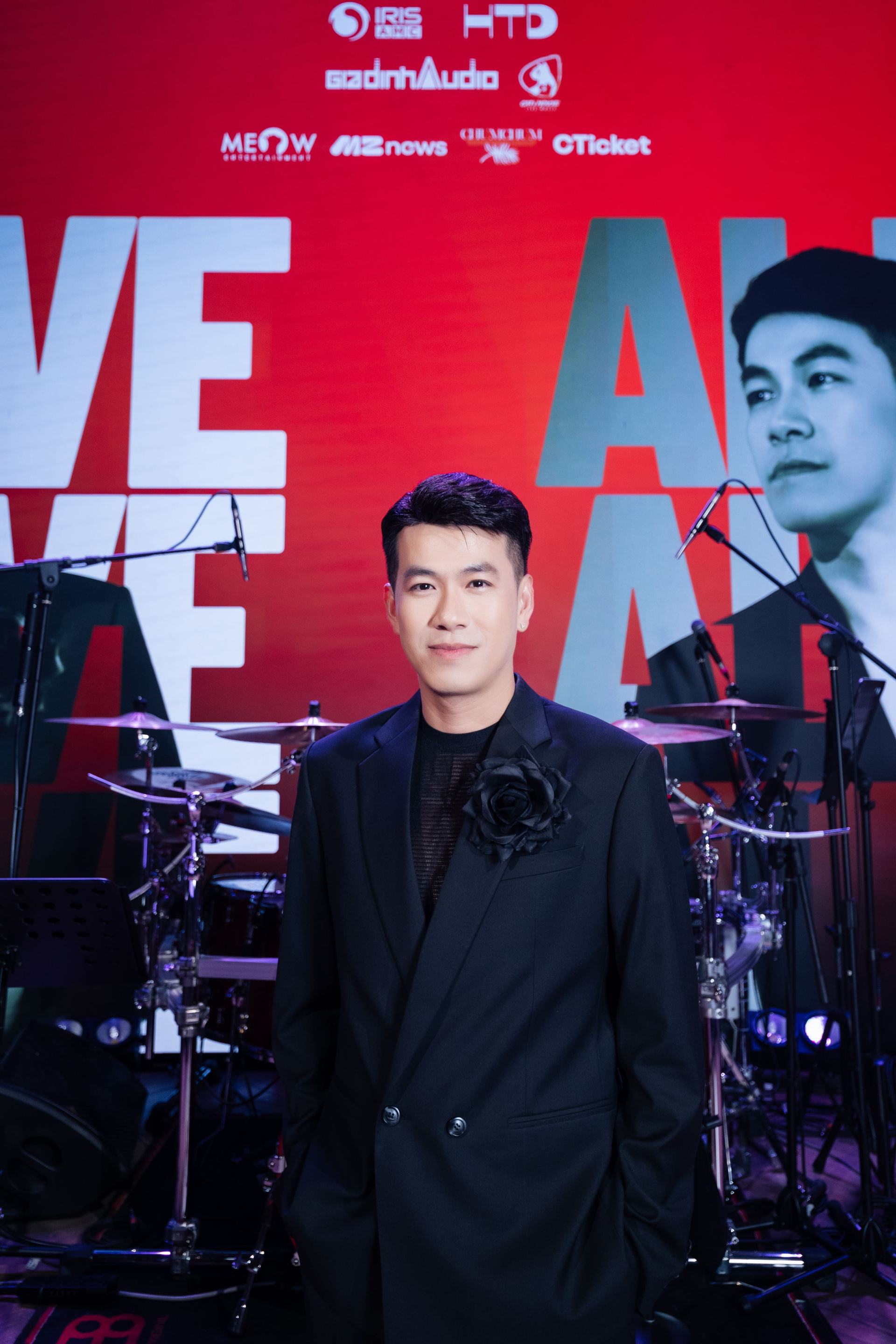 Hồ Trung Dũng ra mắt album thứ 10 “ALIVE”, trích doanh thu ủng hộ đồng bào miền Trung - ảnh 2