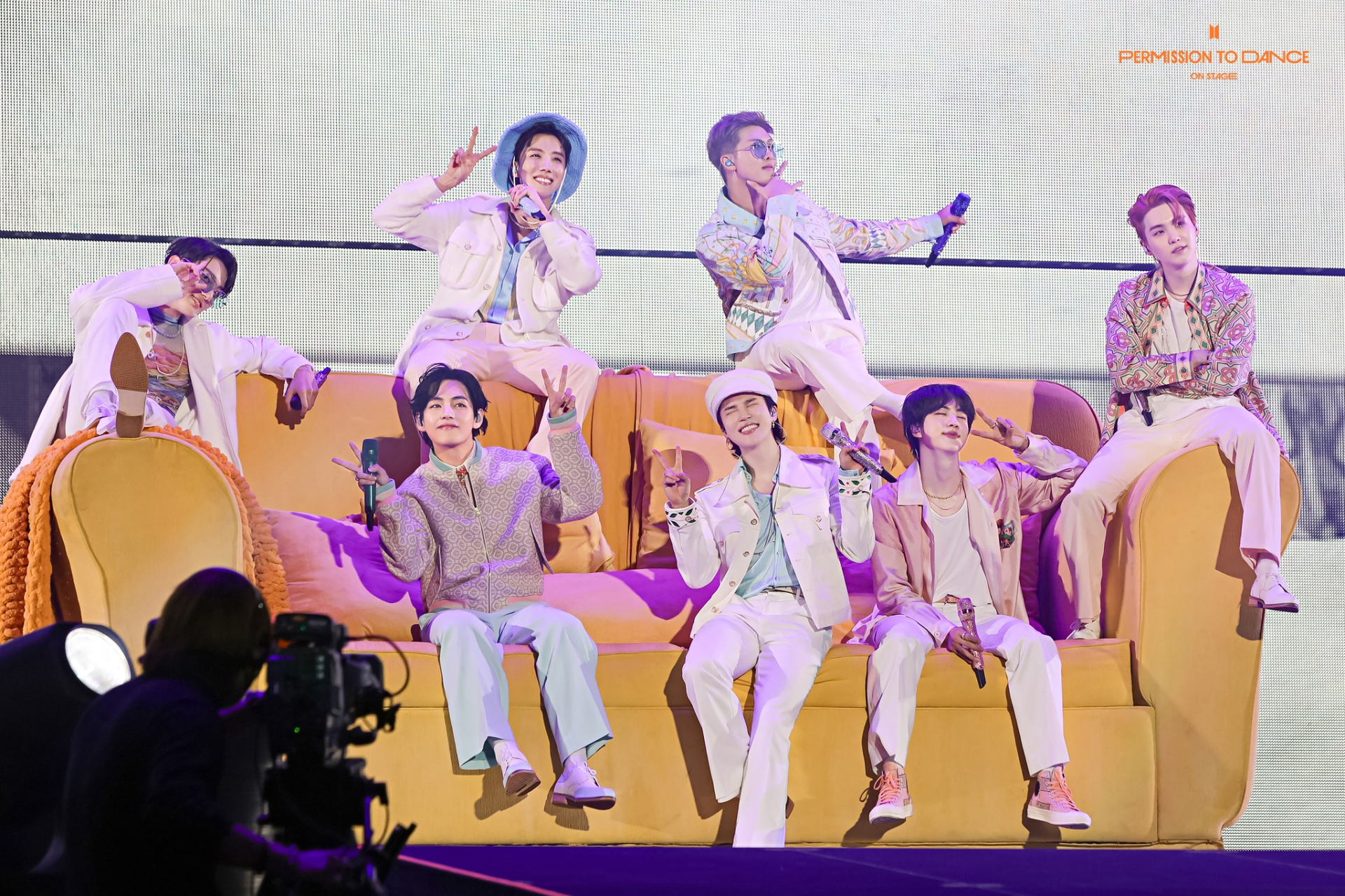 BTS chính thức tái xuất: Công bố album mới và tour lưu diễn toàn cầu lớn nhất sự nghiệp - ảnh 4