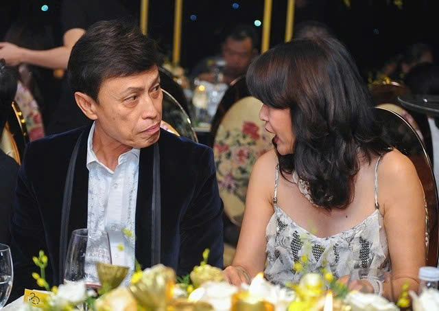 Danh ca Tuấn Ngọc ly hôn sau gần 30 năm bên nhau - ảnh 1