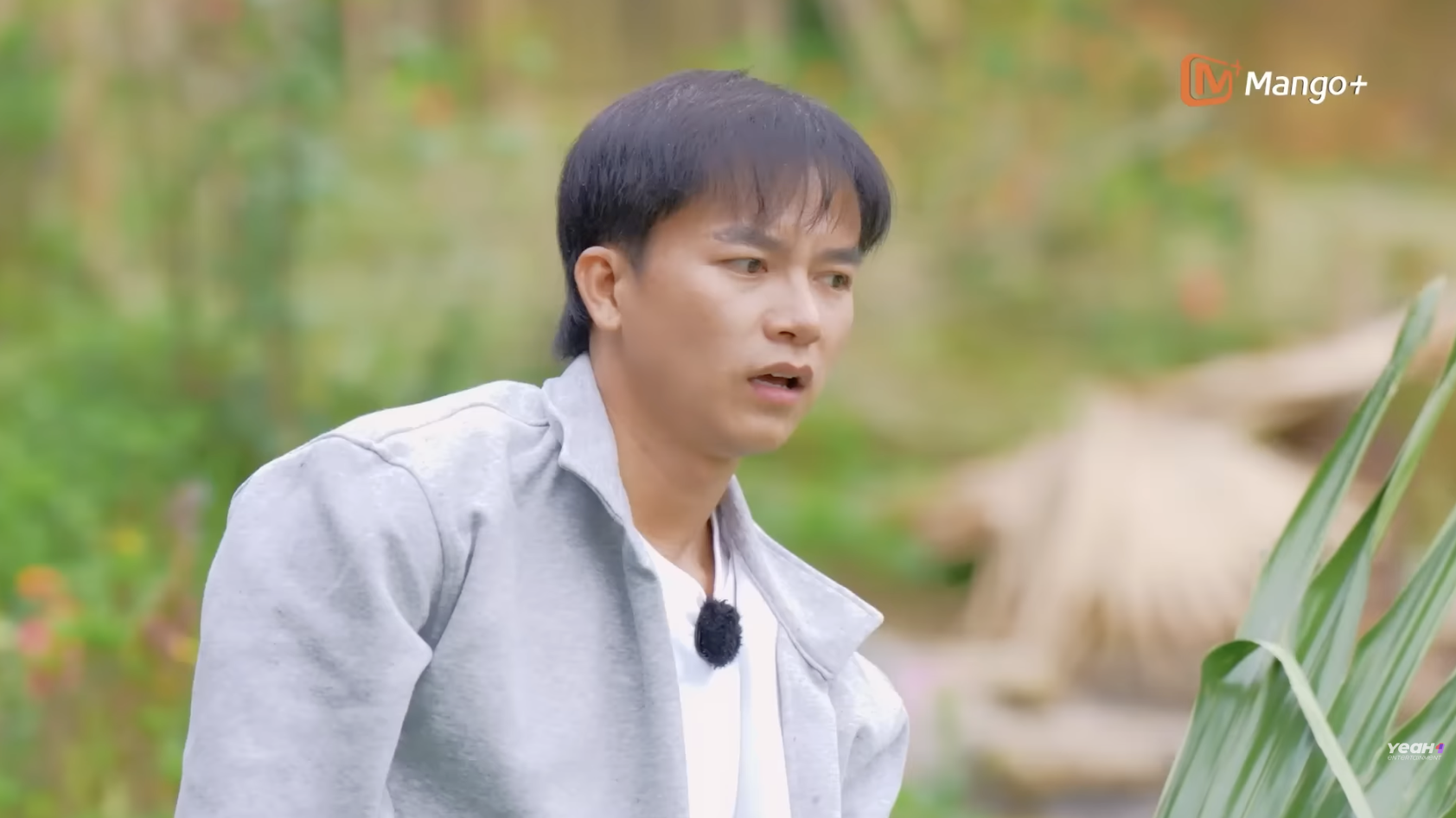 Gia Đình HaHa tập 16: Út Khánh “lộ chiêu” dùng “font bạc” để được khen, Anh Ba Nam căng thẳng ra mặt - ảnh 2