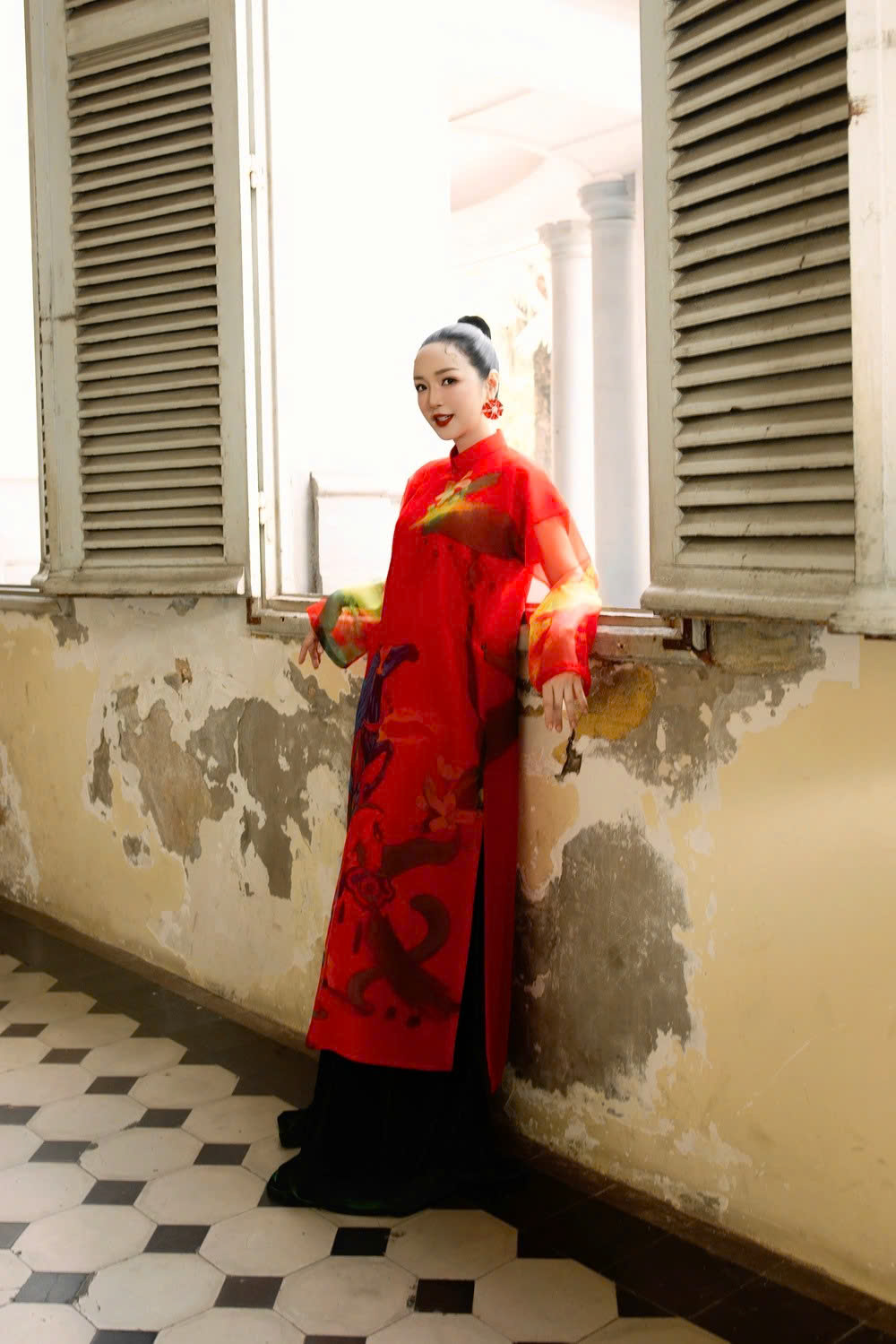 VUNGOC&SON & Hoa hậu Giáng My: Khi mùa xuân Việt Nam được kể bằng ngôn ngữ thời trang đương đại - ảnh 4