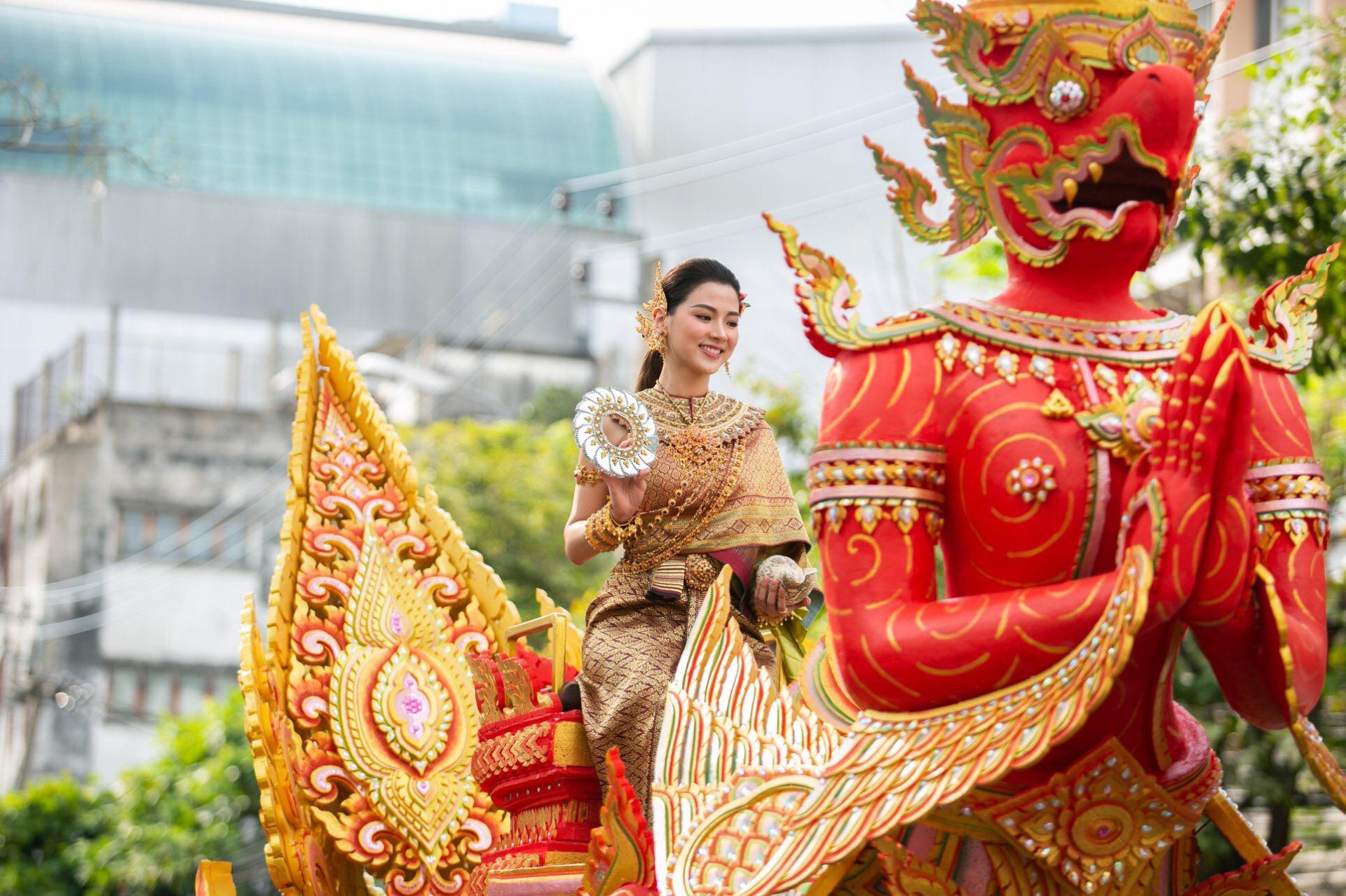 “Mỹ nhân Thái Lan” Baifern gây náo loạn với nhan sắc cực phẩm hóa thân thành “Nữ thần Songkran” 2023 - ảnh 10