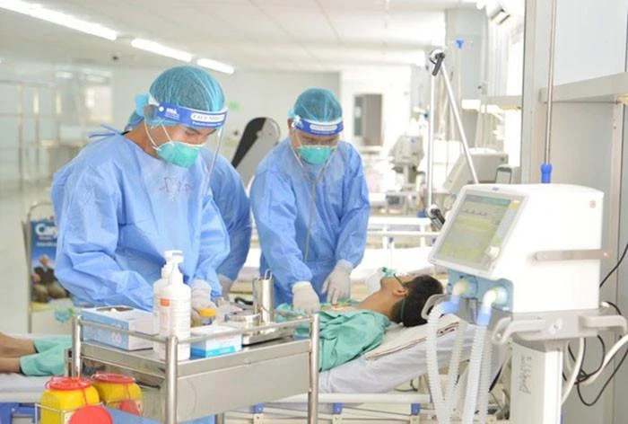 Theo báo cáo nhanh của Bộ Y tế, sau 2 ngày nghỉ lễ cả nước có 3.937 người mắc COVID-19 đang điều trị tại các cơ sở y tế. 