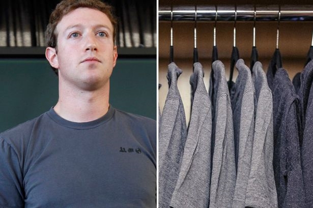 Tủ quần áo của ông chủ Facebook - MarK Zuckerberg khiến nhiều người bất ngờ vì chỉ có áo thun xám đơn giản.
