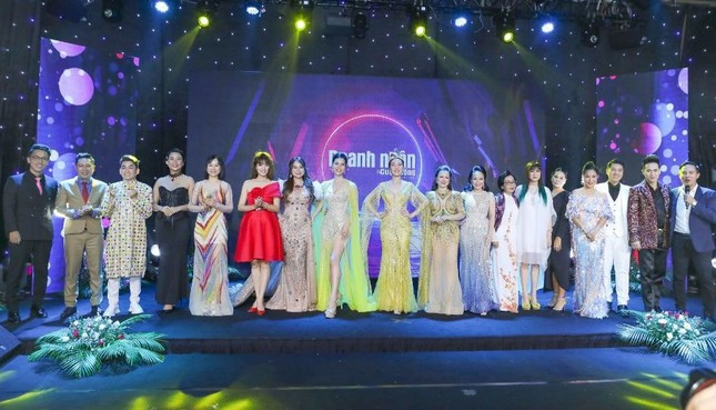 Một cuộc thi hoa hậu bị phạt tiền vì tổ chức “chui” chưa được cấp phép, nhiều nghệ sĩ tham gia bị gọi tên - ảnh 1