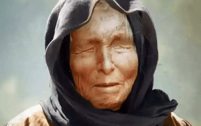 Qua đời từ năm 1996, song nhà tiên tri mù Baba Vanga vẫn được người ta nhắc tới nhờ những lời tiên tri của bà.