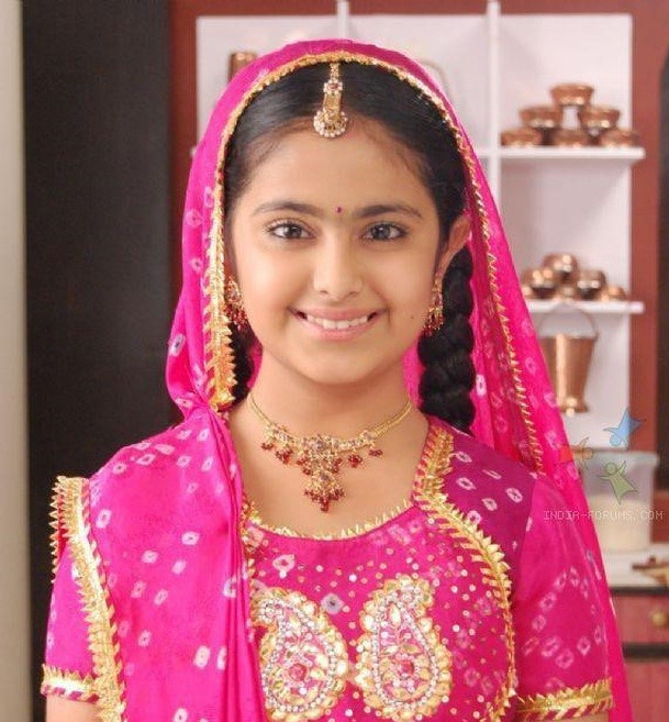 Vai nữ chính Anandi trong bộ phim truyền hình dài tập 'Cô dâu 8 tuổi' giúp tên tuổi Avika Gor được nhiều người biết đến.