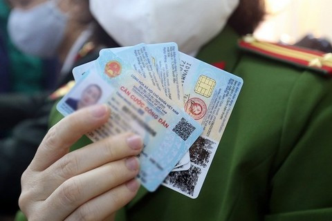 Thẻ CCCD gắn chip là giấy tờ tùy thân bắt buộc đối với mỗi công dân