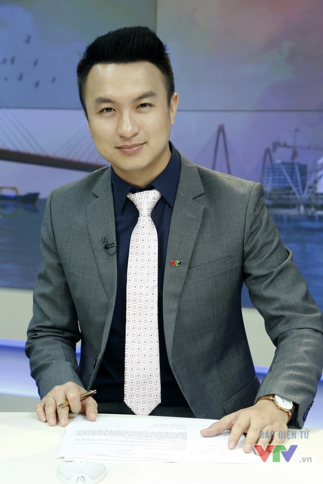 MC VTV Trương Việt Phong - cái tên quen thuộc với khán giả truyền hình