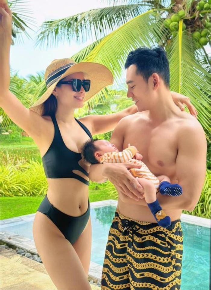 Phương Trinh Jolie tự tin diện bikini sau sinh, tạo dáng bên ông xã Lý Bình