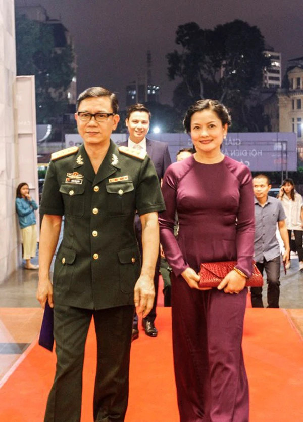 NSND Thu Quế và NSƯT Phạm Cường là cặp đôi quen mắt trên sóng truyền hình.