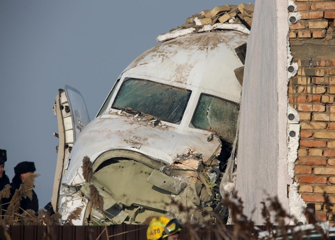 Máy bay gặp tai nạn sau 12 phút cất cánh: 520 người không qua khỏi, phát hiện 4 người sống sót - ảnh 2