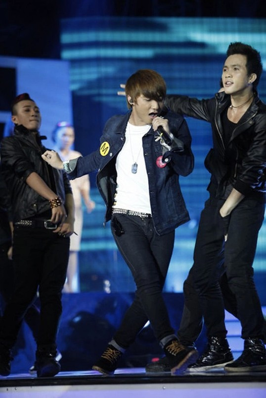 Thực hư Sơn Tùng M-TP là khách mời chung kết Vietnam Idol, lần thứ 3 biểu diễn dù từng bị loại từ vòng 'giữ xe'? - ảnh 2