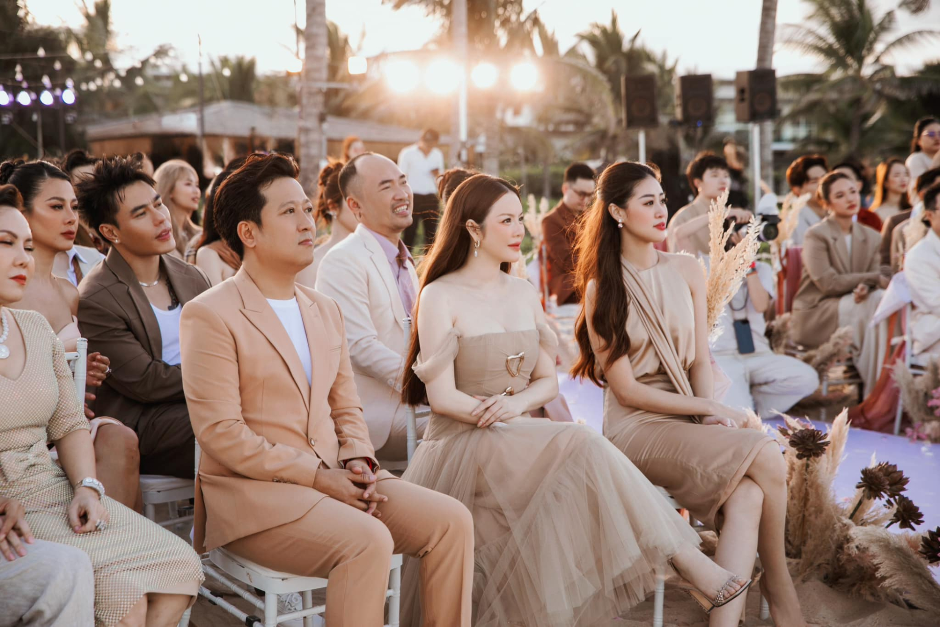 Lý Nhã Kỳ hiếm hoi kể “lần đầu tiên trong đời” ở tiệc cưới Puka, netizen nghi vấn khoe khéo chuyện có người yêu? - ảnh 3