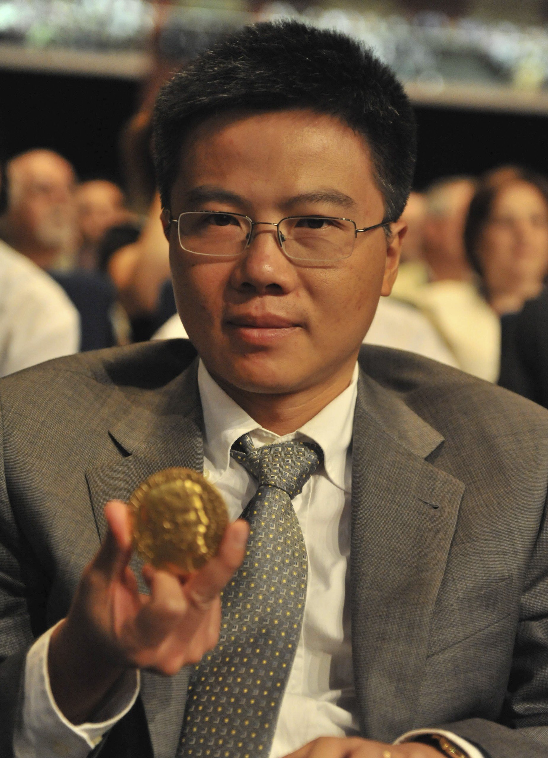 Giáo sư Bảo Châu là nhà toán học đầu tiên của Việt Nam giành được giải thưởng Fields.