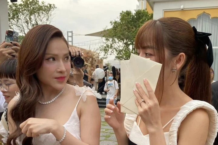 Khả Như và Puka chính thức chạm mặt tại đám cưới Phương Lan - Phan Đạt.