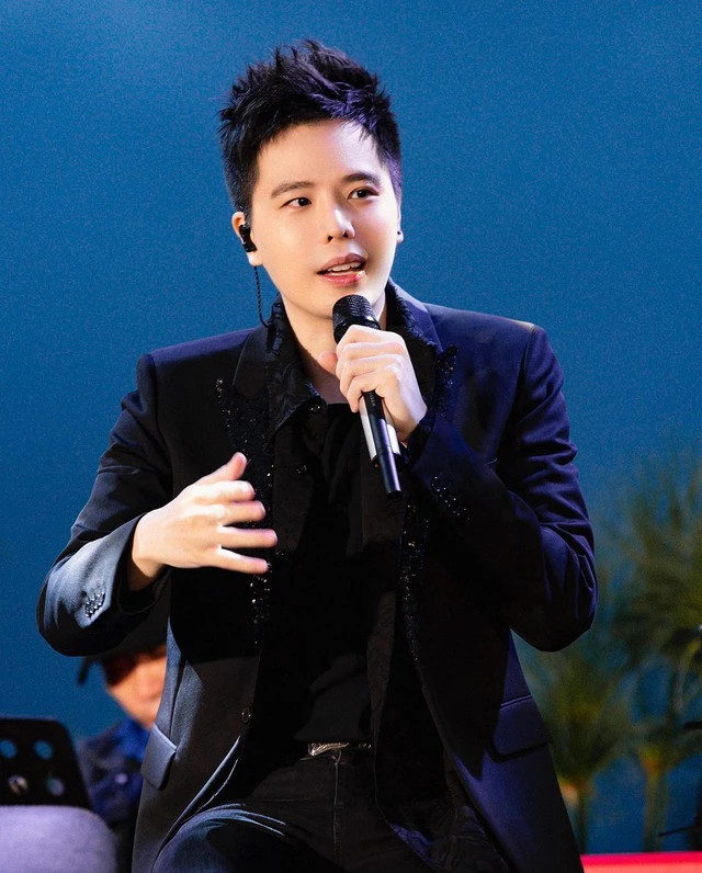 Trịnh Thăng Bình là một trong những ca nhạc sĩ trẻ tài năng của Vbiz.