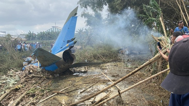 Máy bay rơi ở Quảng Nam là máy bay quân sự Su22