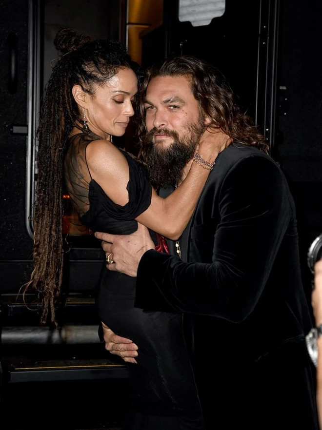 Vợ chồng Jason Momoa - Lisa Bonet thời còn mặn nồng