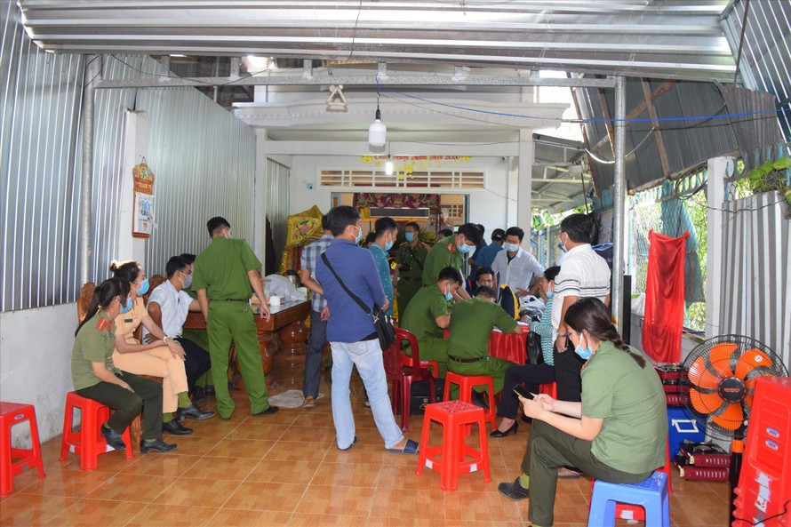 Đám tang đang diễn ra, công an ở Bình Thuận bất ngờ yêu cầu gia đình mở nắp quan tài, khám nghiệm tử thi. (Ảnh minh họa)