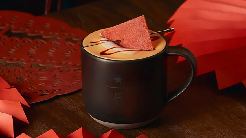 Starbucks mô tả đây là “món Latte thơm ngon trong năm” và có hương vị “thú vị”