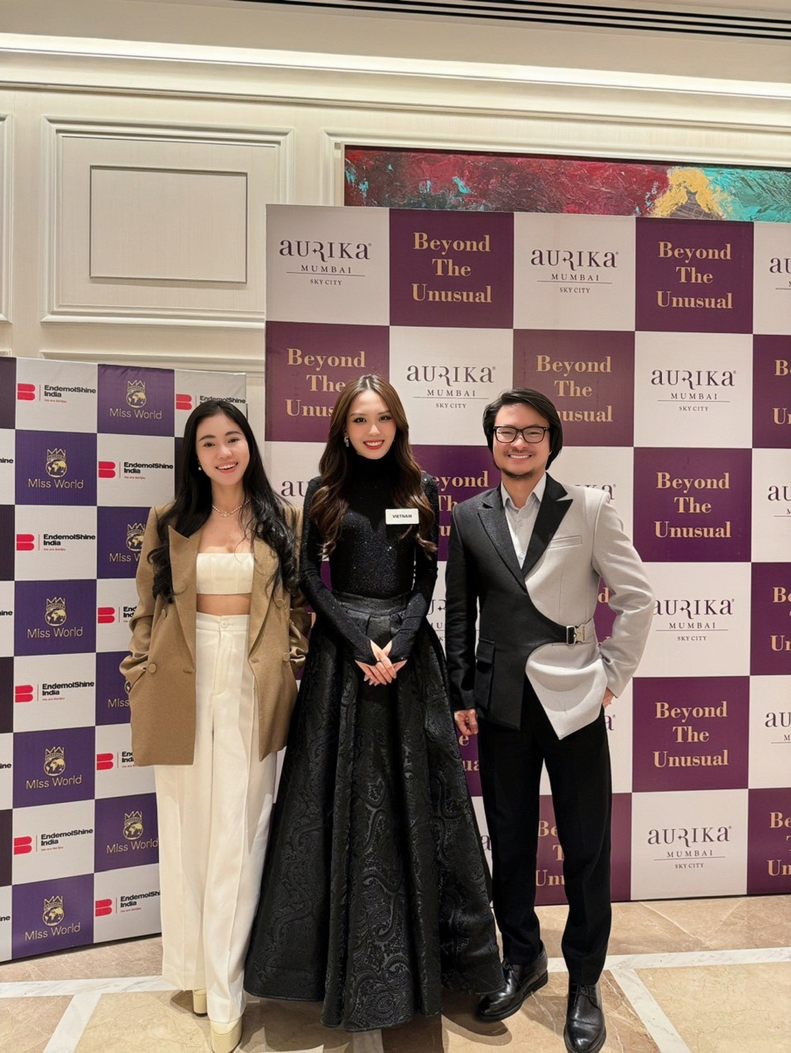 CEO Phạm Kim Dung, đạo diễn Hoàng Nhật Nam sang Ấn Độ một tuần ủng hộ Mai Phương