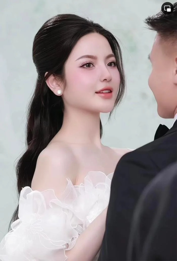 Cận cảnh nhan sắc cô dâu Chu Thanh Huyền trong loạt ảnh cưới
