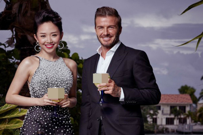 Cô gái Việt vóc người khiêm tốn vẫn khiến David Beckham không rời mắt, chẳng “lép vế” khi đọ sắc cùng Lisa (BLACKPINK) - ảnh 2