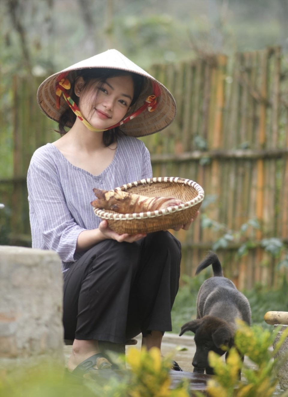 Ngôi làng nổi danh nhiều gái đẹp nhất Việt Nam, toàn hậu duệ của cung tần mỹ nữ xưa, nghiêng nước nghiêng thành - ảnh 1