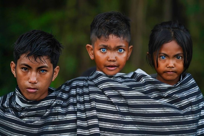 Buton là một bộ tộc ở châu Á gây chú ý về đôi mắt đặc biệt