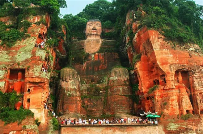 Ly kỳ tượng Phật bằng đá lớn nhất thế giới nằm ẩn trong núi từng 4 lần rơi nước mắt - ảnh 8