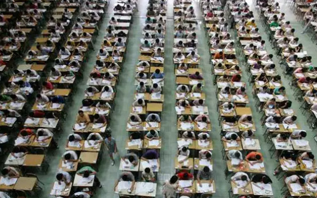 Kỳ thi đại học ở Trung Quốc đáng sợ đến mức nào? Nếu mỗi ngày ngủ quá 5 tiếng thì sẽ trượt đại học - ảnh 8