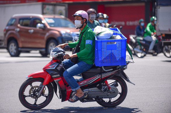 5 ngành nghề thu nhập cực cao mà không cần bằng cấp, đặc biệt số 2 lương chót vót - ảnh 1