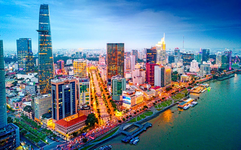 Thành phố Hồ Chí Minh được xem là thành phố lớn và nhộn nhịp nhất của cả nước