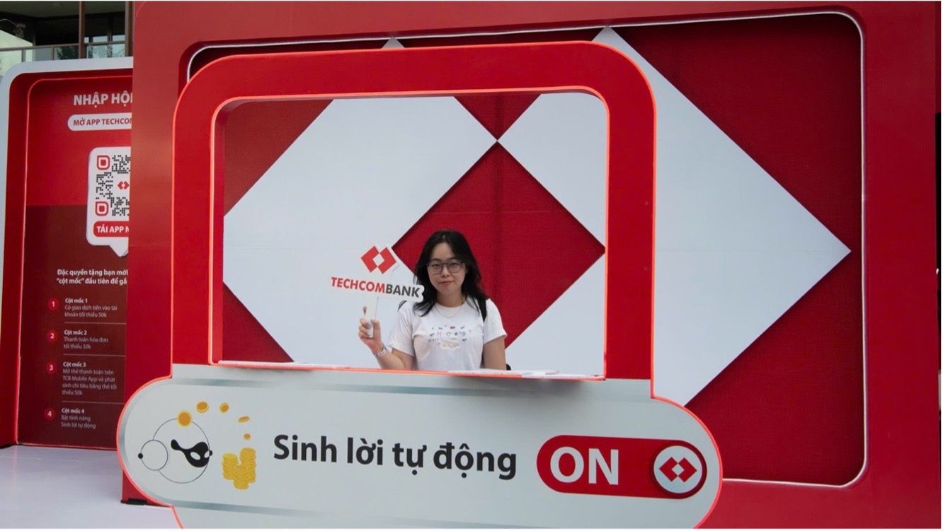 Hot nhất lúc này: Khách hàng Techcombank được check-in sớm cùng các Anh Trai Vượt Ngàn Chông Gai - ảnh 5