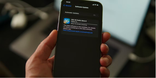 dung-voi-cap-nhat-ios-cho-iphone-doi-cu-nguyen-nhan-la-do-dau-2