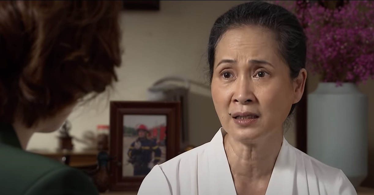 4 vai 'mẹ chồng' ấn tượng của NSND Lan Hương: Toàn vai tai quái, đến phim mới nhất lấy hết nước mắt khán giả - ảnh 3