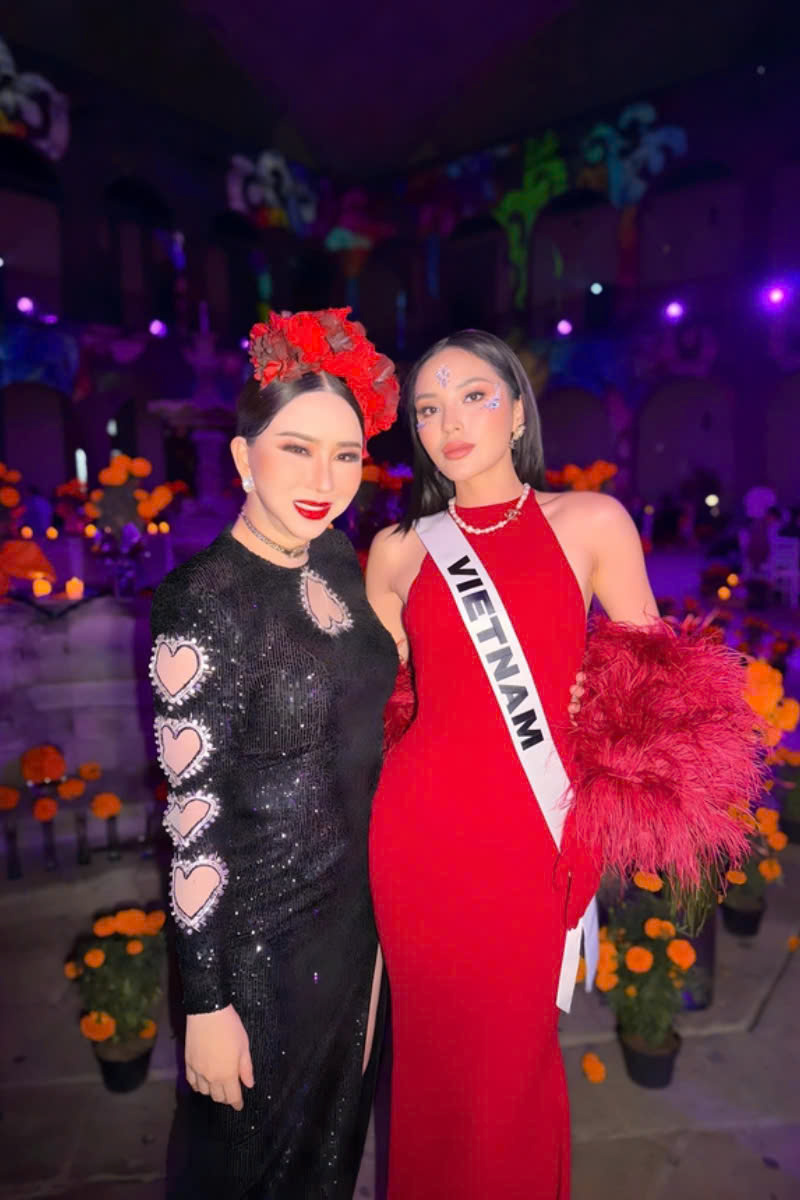 Hoa hậu Kỳ Duyên và Chủ tịch Miss Universe - Anne Jakrajutatip