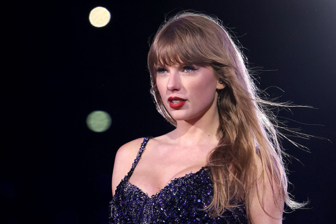 Taylor Swift đã nhiều lần trao tặng tiền cho ekip