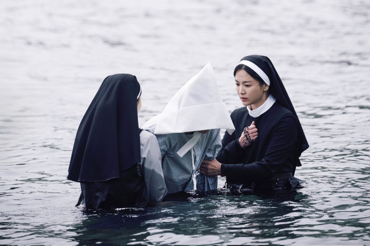 Dark Nuns (Nữ tu bóng tối 2025): Liệu có tiếp nối thành công sau chuỗi phim tâm linh Hàn Quốc - ảnh 4