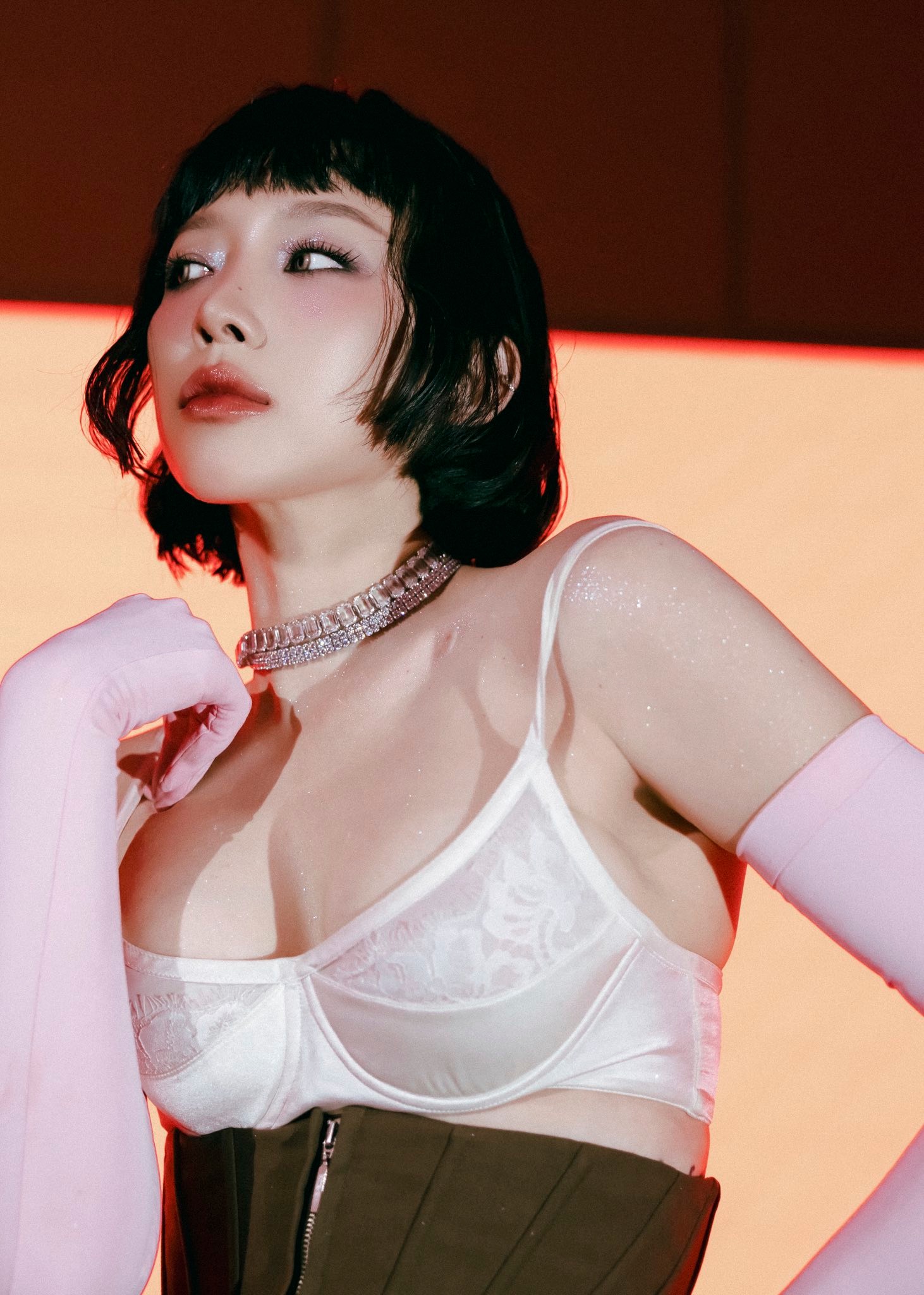 Tóc Tiên khoe vóc dáng và thần thái cuốn hút trong loạt ảnh mới - ảnh 4