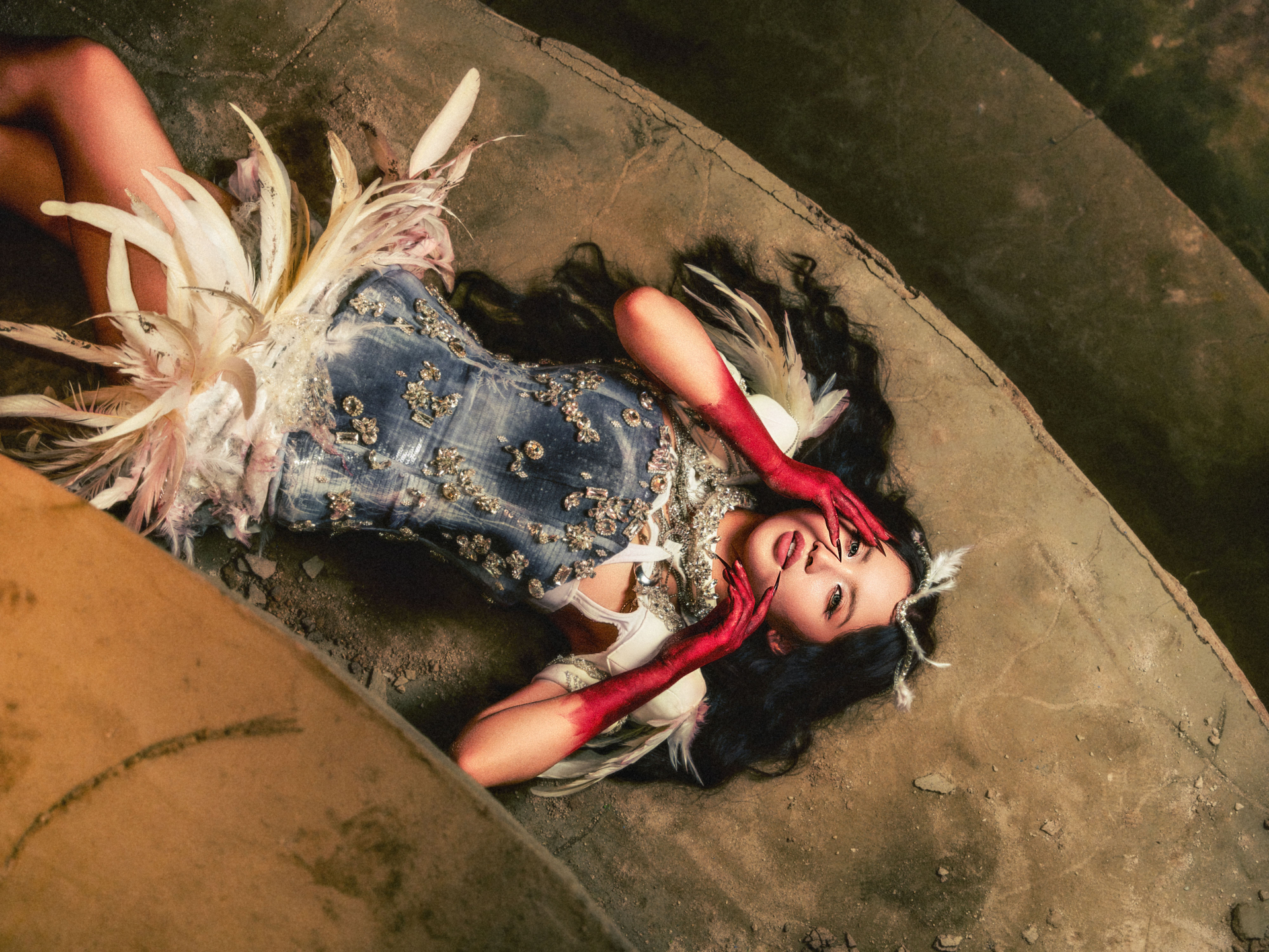 LEXXY: Muốn khán giả nhìn nhận bản thân qua âm nhạc hơn là danh xưng 'con gái nhạc sĩ' - ảnh 3