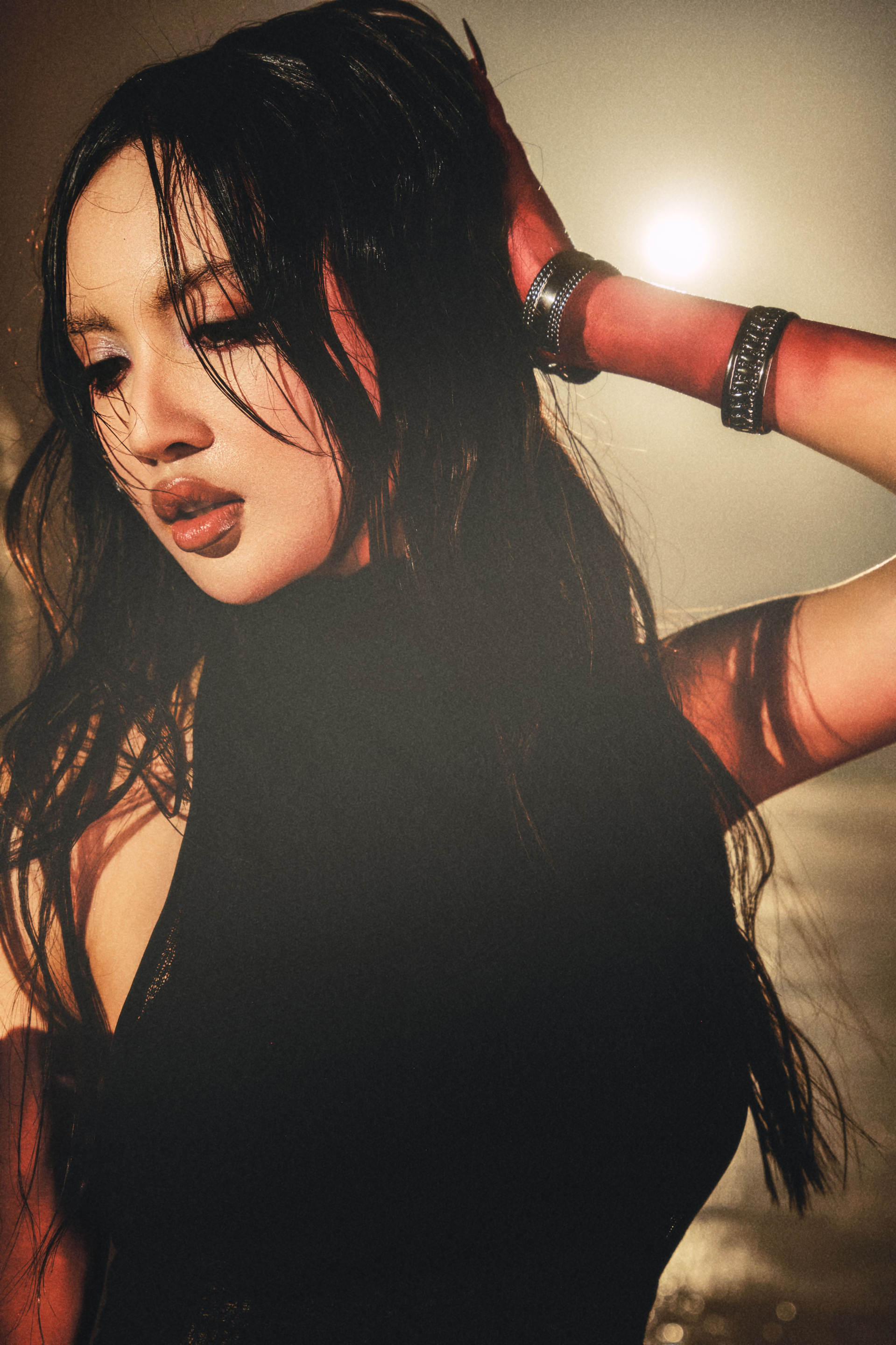 LEXXY: Muốn khán giả nhìn nhận bản thân qua âm nhạc hơn là danh xưng 'con gái nhạc sĩ' - ảnh 1