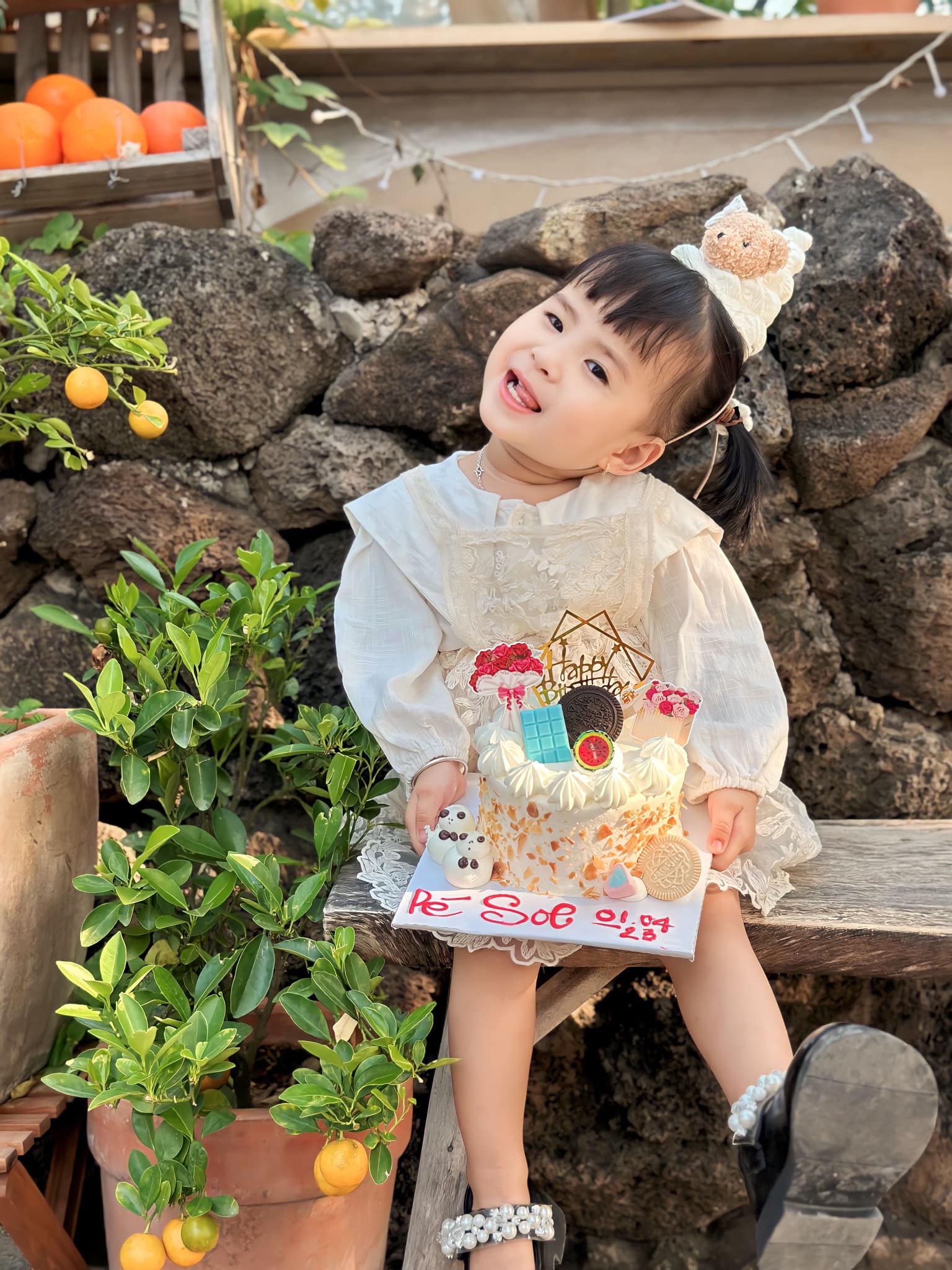 Bé Sol - con gái Jack và Thiên An mừng sinh nhật tuổi lên 2.