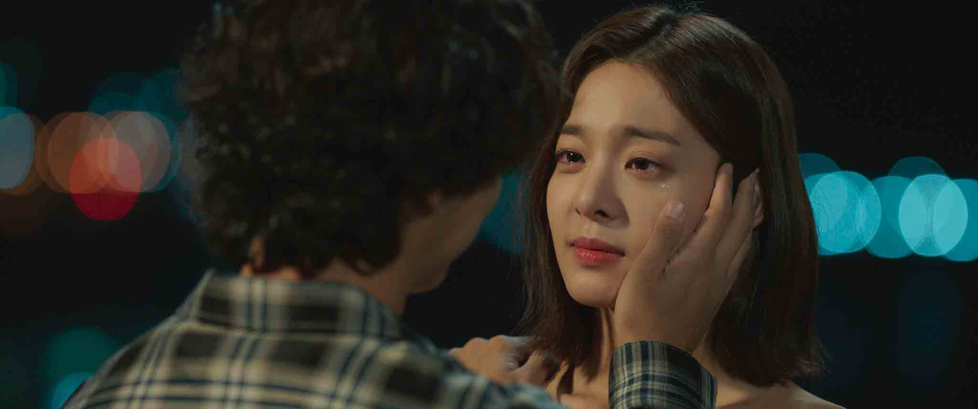 Nhân vật nữ chính Ara (diễn viên Seol In-ah thủ vai) là một nàng thơ xinh đẹp say đắm mùi hương của tình yêu.