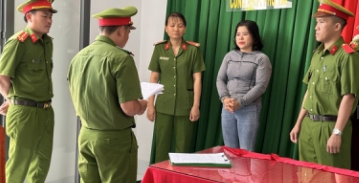 Bà Phạm Thị Thu Hương bị bắt vì tội 'Cưỡng đoạt tài sản' do siết nhầm xe khi đi đòi nợ. Ảnh: Sưu tầm