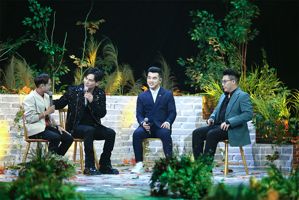 Không chỉ thế, quá ấn tượng với giọng hát của bạn trai Lê Lộc, Lâm Hùng ngỏ lời bày tỏ mong muốn sẽ cùng đàn em song ca một bài.