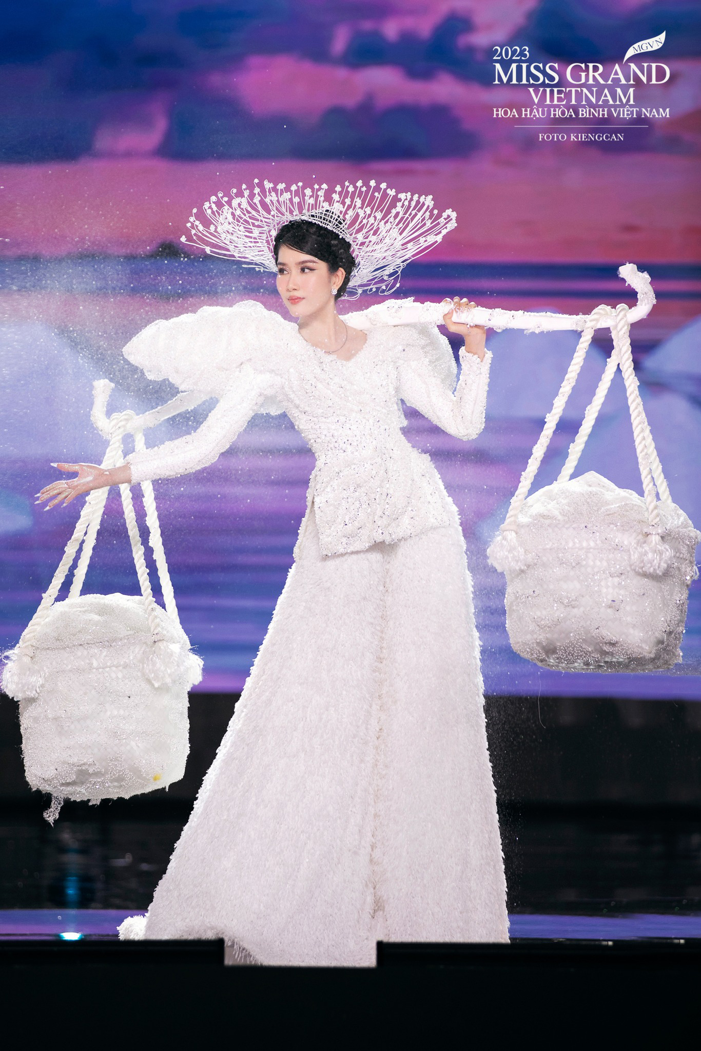 Á hậu Phương Anh đẹp xuất sắc trên sân khấu. Ảnh: Miss Grand Vietnam