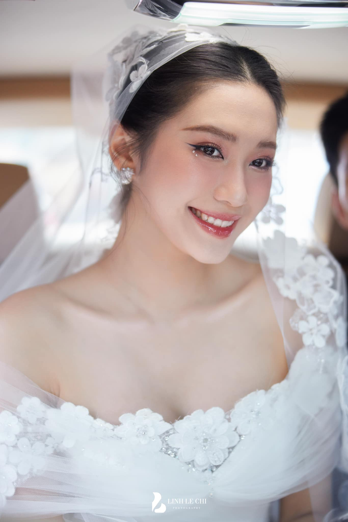 Nhan sắc xinh đẹp của cô dâu Hải My trong ngày trọng đại. Ảnh: FBNV