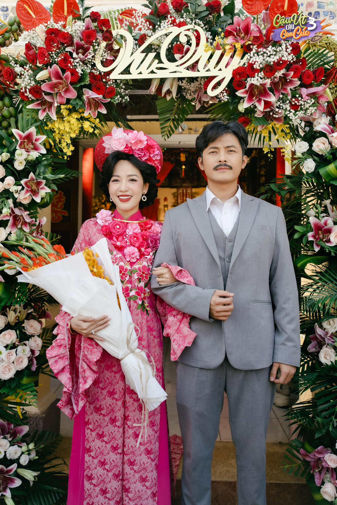 Puka và Gin Tuấn Kiệt lại mặc đồ cô dâu chú rể sau 4 lần tổ chức đám cưới. Ảnh: FBNV